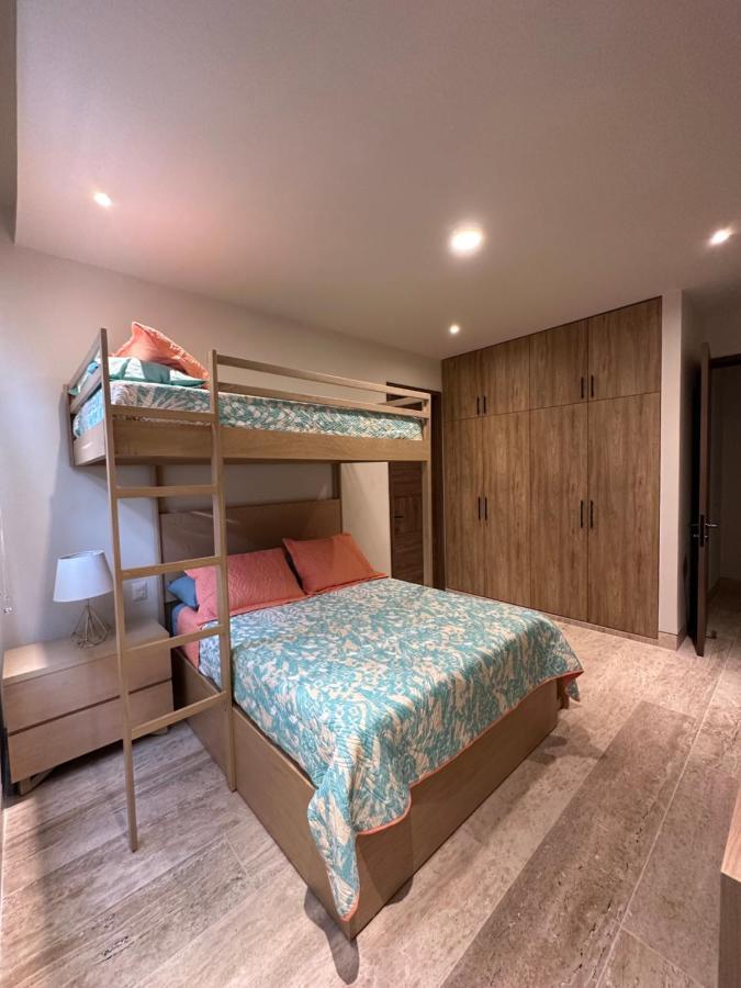 Lujoso Apartamento, Nuevo! Apartment *